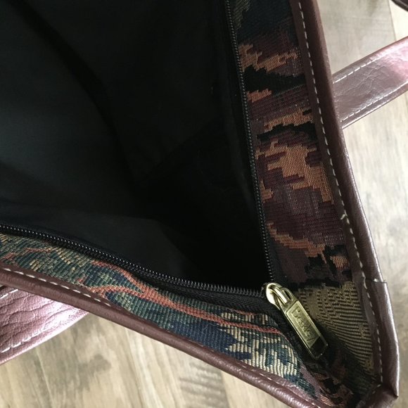 90s Vintage Berkley Tapestry Hunting Tote - Picture 8 of 15